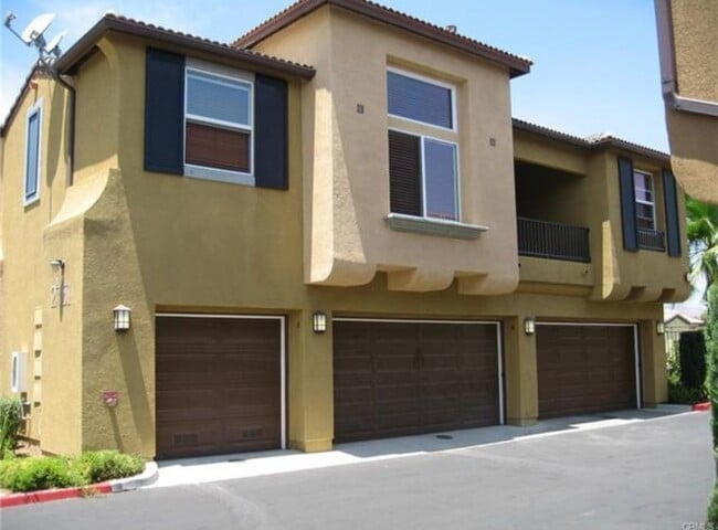 Building Photo - 27947 Cactus Ave