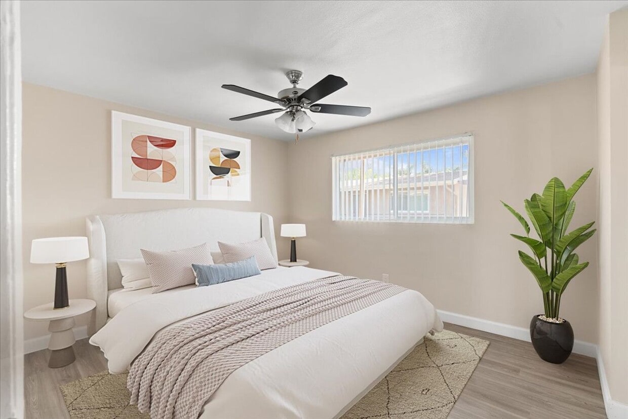 Floor Plan - 2bd/1ba - Deluxe (Large)