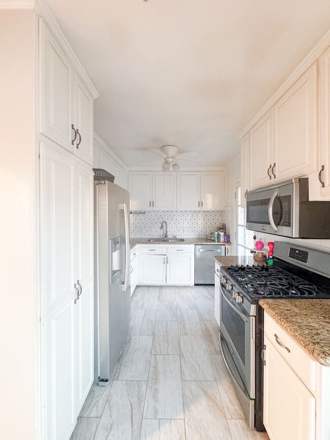 Photo - Cozy and Charming 2Bd 1Ba in lovely neighborhood of Torrance