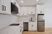 Photo - 10839 Moorpark St Apartment Unit 47