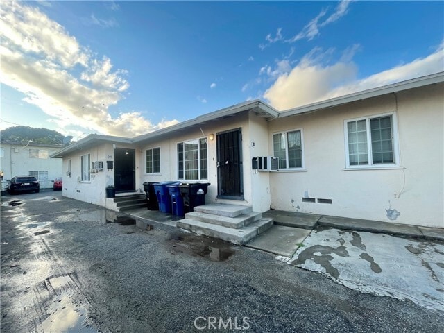 Photo - 311 N Beverly Ct