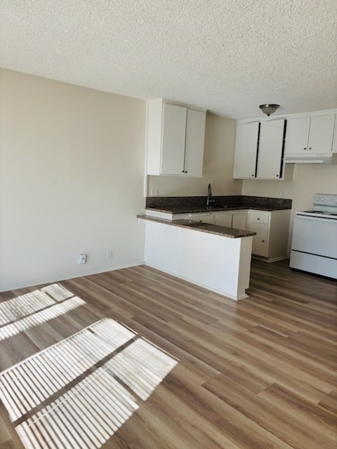 Photo - Romaine Street Apartments