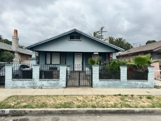 Photo - 1557 W 29th St