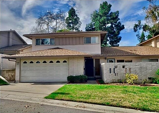 Photo - 600 Sheffield Ct Townhome