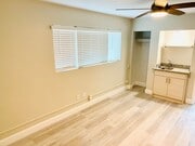 Photo - ONLY $1,550/mo! STUDIO APARTMENT AVAILABLE IN LA JOLLA! Unit 1141 Silverado St #109