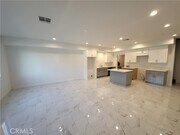 Photo - 14614 Vanowen St