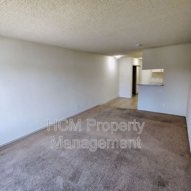 Photo - 12850 Branford St