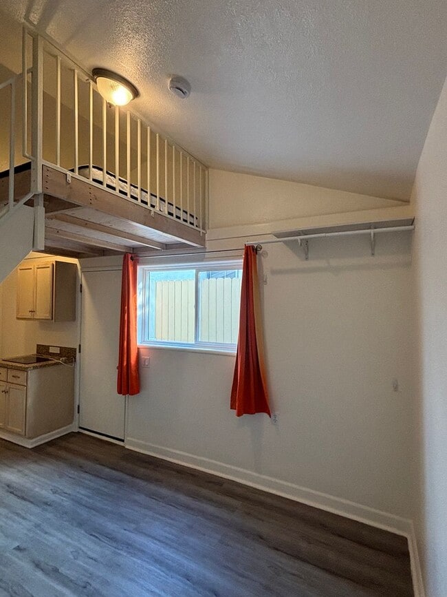 Photo - 14612 S Bahama Ave Unit B