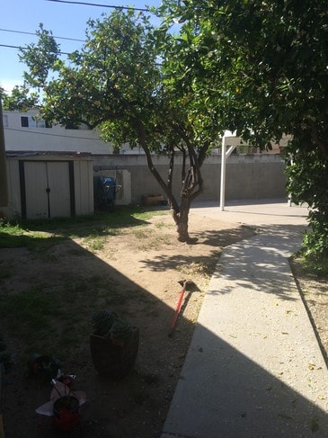 Photo - 7703 Vineland Ave