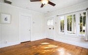 Sun drenched spaces - 2213 Arizona Ave House
