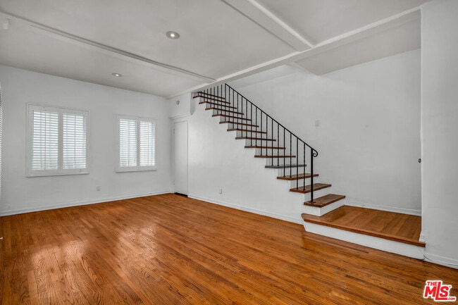 Photo - 10801 Lindbrook Dr Unit 10805