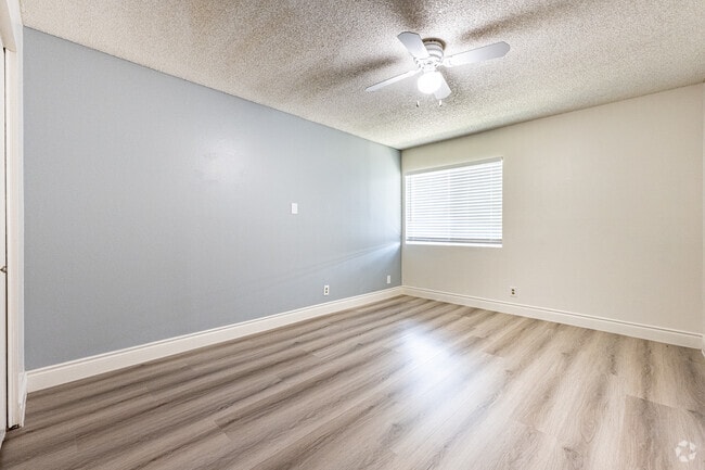1BR, 1BA - 600SF - Bedroom - La Puente Garden Apts