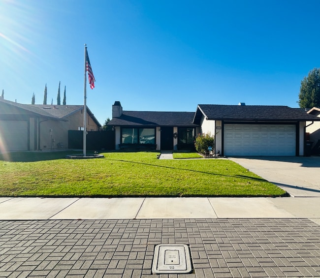 Building Photo - 1151 Canyon View Ln