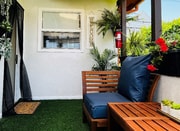 Private Patio w/Television - 1529 1/2 Carmona Ave Apartments Unit B