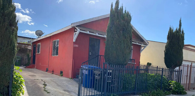 Photo - 1680 S Longwood Ave House