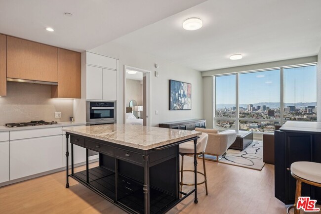 Photo - 877 Francisco St Unit 2501