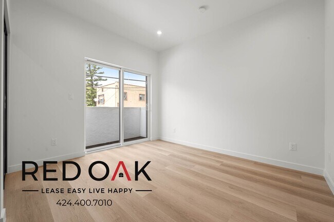 Photo - 1999 Vista Del Mar Ave Unit 1999