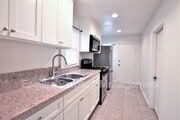Photo - 129 S 11th St
