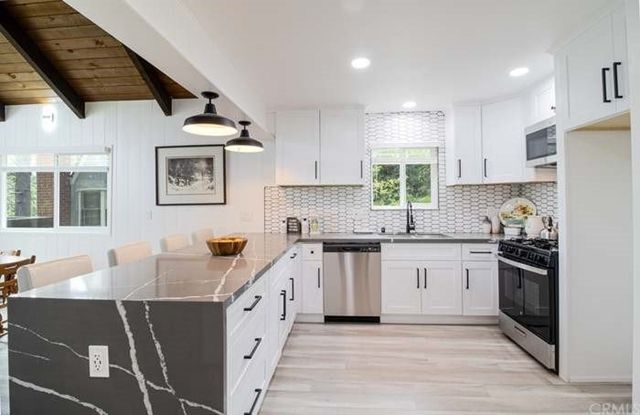 Photo - 28890 Cedar Dr