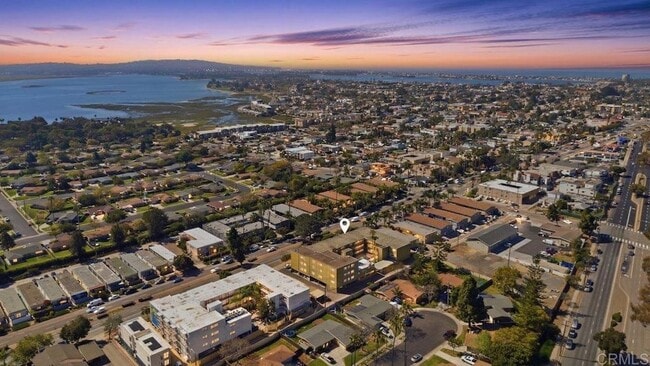 Building Photo - 2266 Grand Ave Unit 25