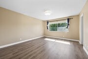 Photo - 1101 Golden Springs Dr