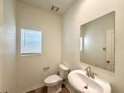 Photo - 2616 W 2nd St