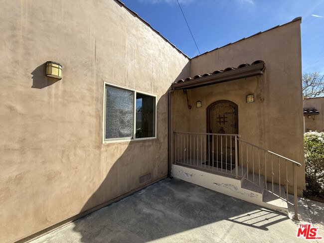 Photo - 735 S Citrus Ave