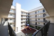 Photo - Bonnie Brae Apartments