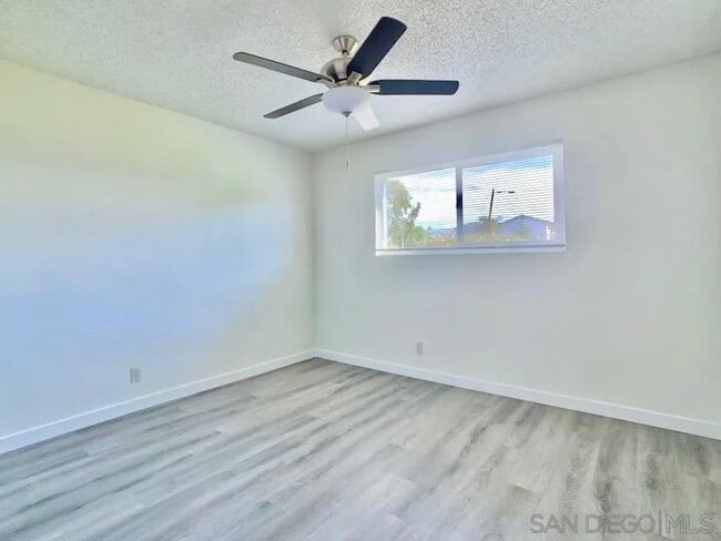 Photo - 1496 Oakdale Ave Unit 2