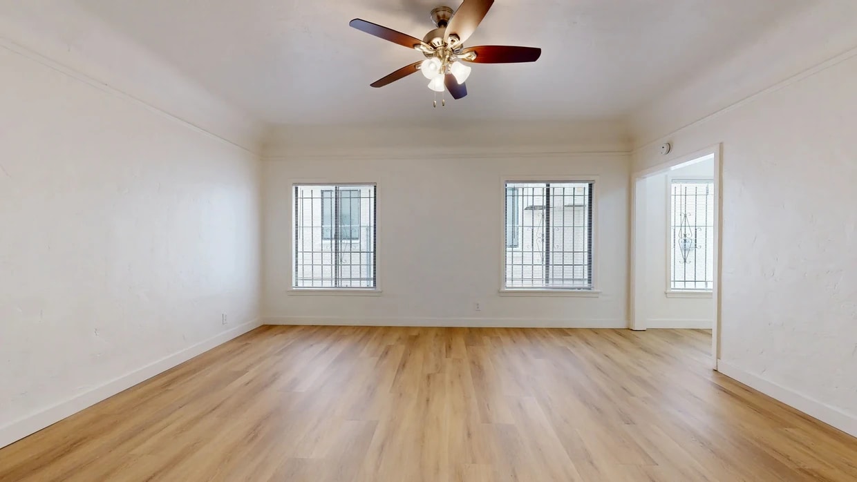 3D Tour - 26 Alamitos Ave.