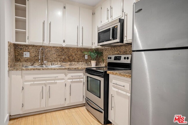 Photo - 11959 Dorothy St Unit 2b