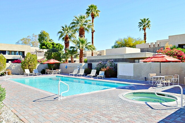 Photo - "Spacious 960 Sq Ft Studio Oasis in Vibrant Palm Springs!" Unit 53