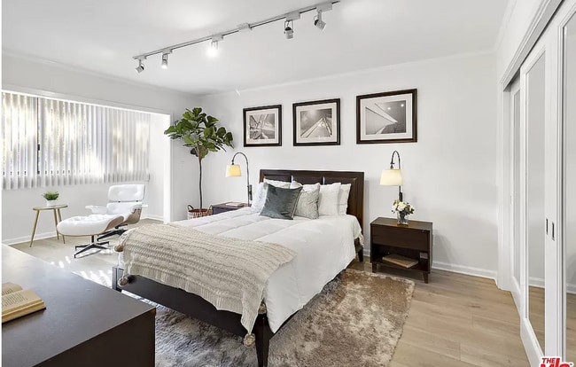 Photo - 4738 La Villa Marina