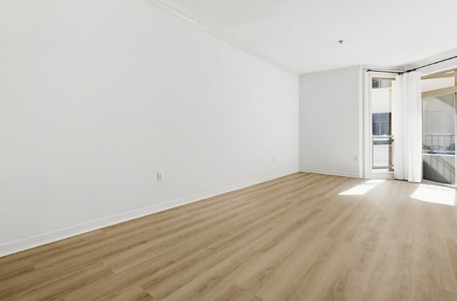 Photo - 1501 Front St Unit 442