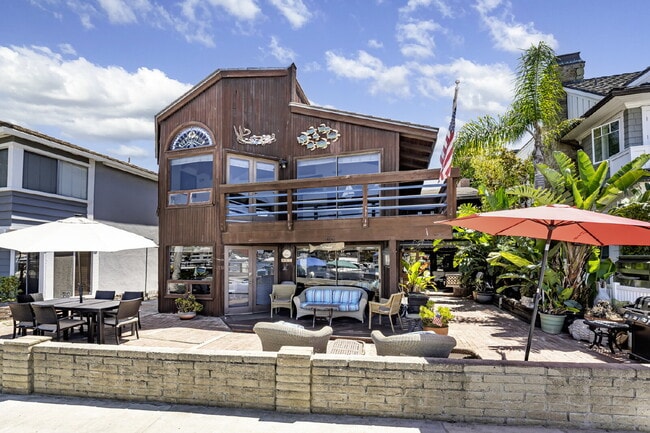 Fully Furnished Island Life Waterfront Ret... - Fully Furnished Island Life Waterfront Ret... Apartment