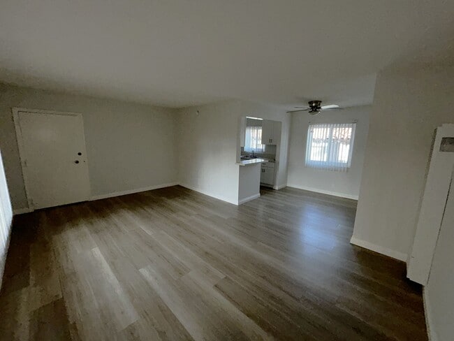 Photo - 340 Normandie Ave