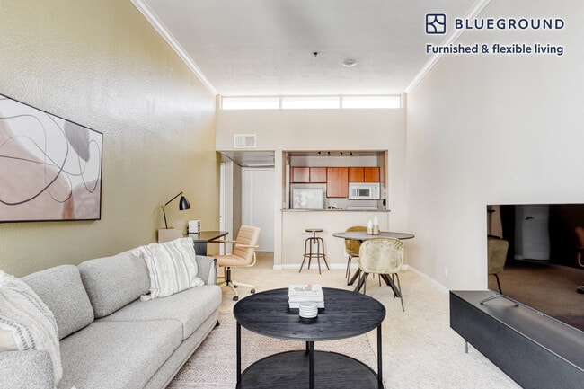 Photo - 1720 N Fuller Ave Unit FL5-ID851