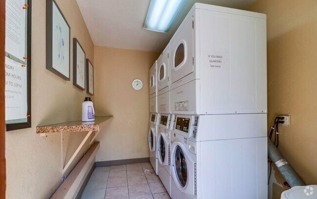 Building Photo - 14 14th St Rental
