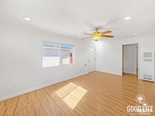 Photo - Fond Du Lac Ave Unit 4134