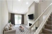 Photo - 902 Creekside Dr