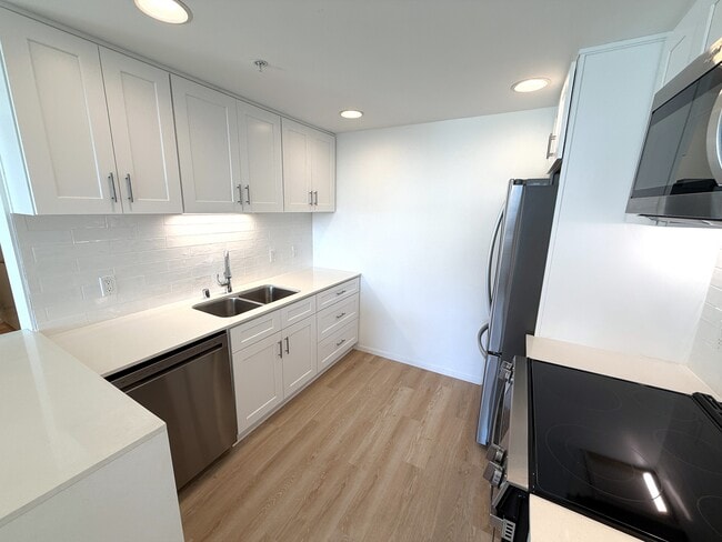 Photo - 3100 Sixth Ave Unit 307