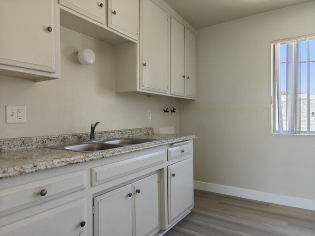 Photo - 3045 Potrero Ave Unit Apt C