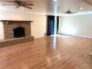 Photo - 26422 Naomi Dr