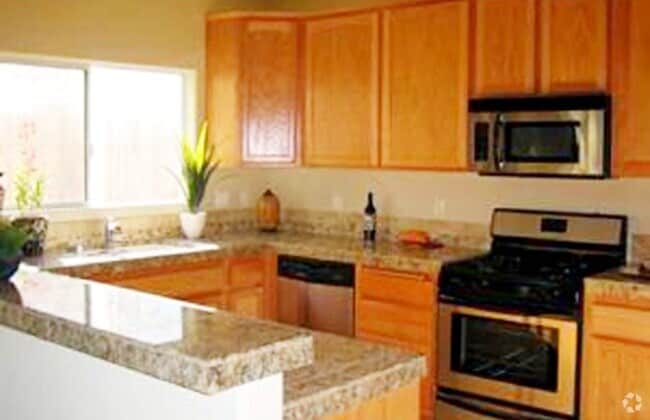 Building Photo - 14444 Terra Bella St Rental