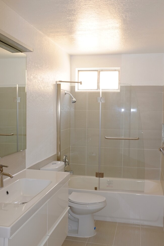 Photo - 400 N Sunrise Way Unit # 150