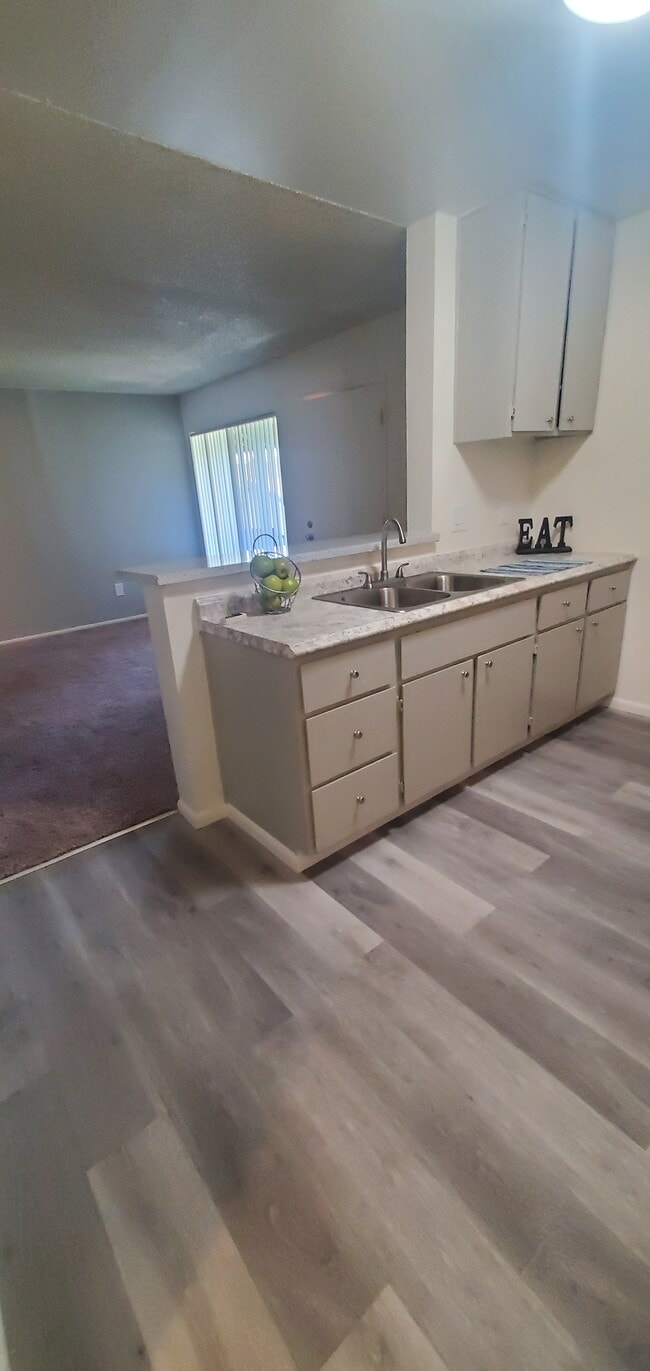 Photo - North Pointe Apartments Riverside