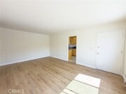Photo - 3030 Vineland Ave