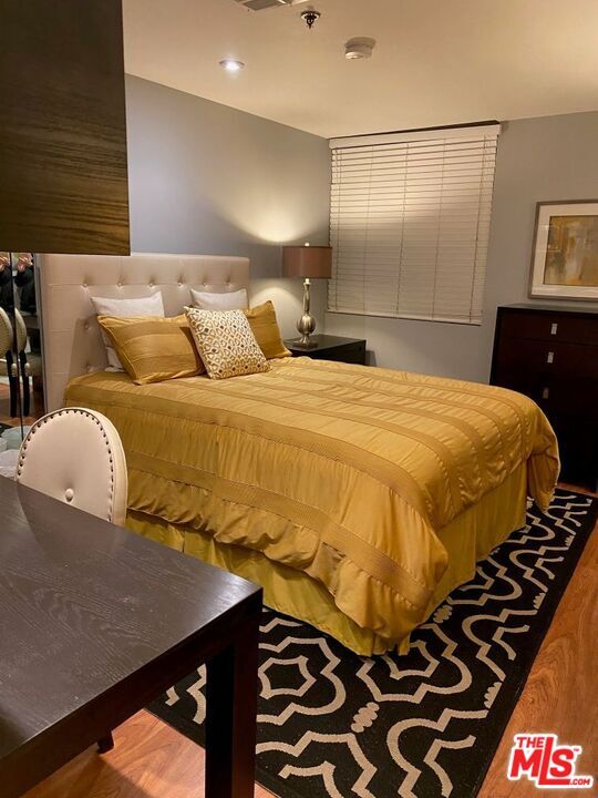 Building Photo - 10660 Wilshire Blvd Unit 101