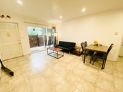 Photo - 2300 Oak St Apartment Unit 2-B2