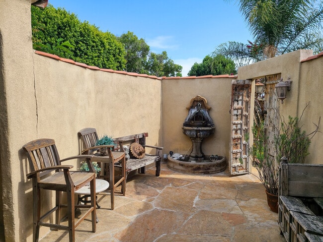 Photo - 11301 Blix St